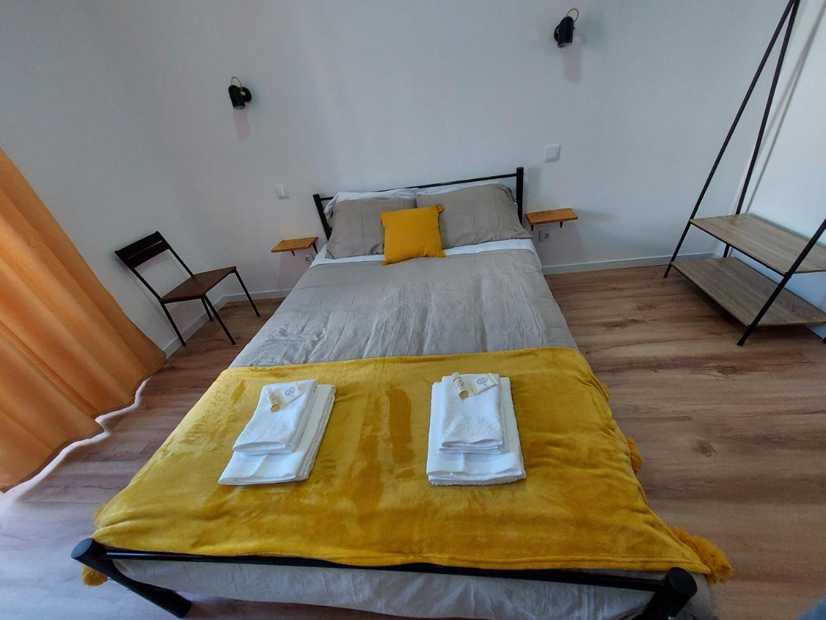 Wolley - Peniche Guesthouse 2 Bagian luar foto