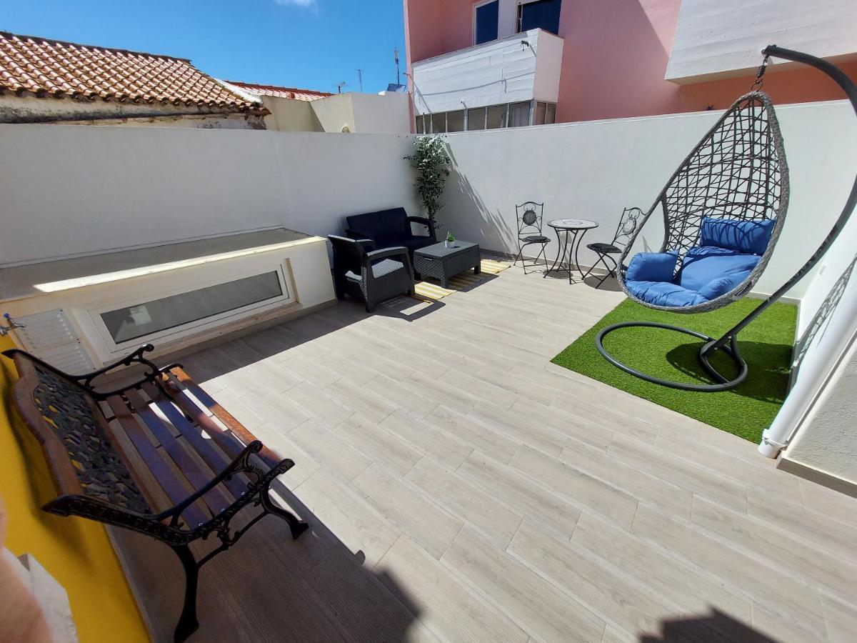 Wolley - Peniche Guesthouse 2 Bagian luar foto